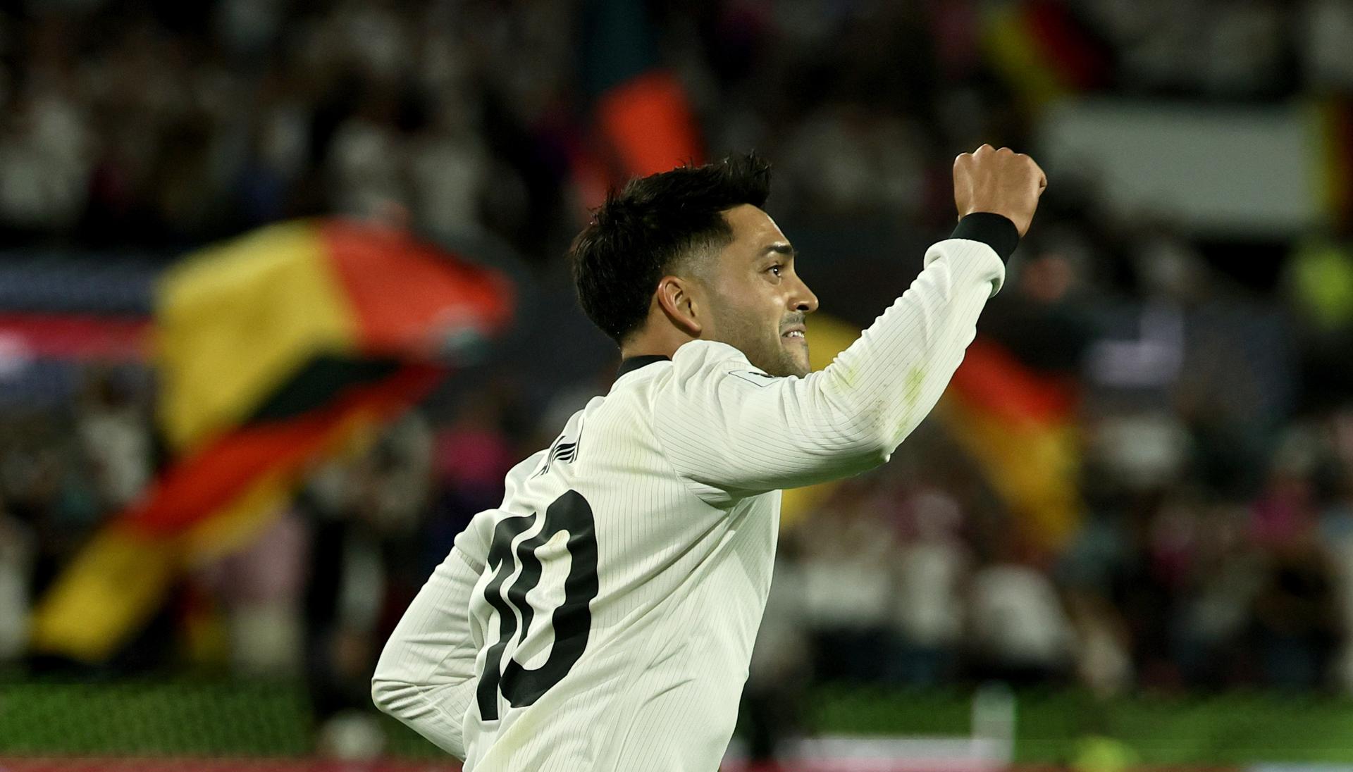 EFE/EPA/RONALD WITTEK 