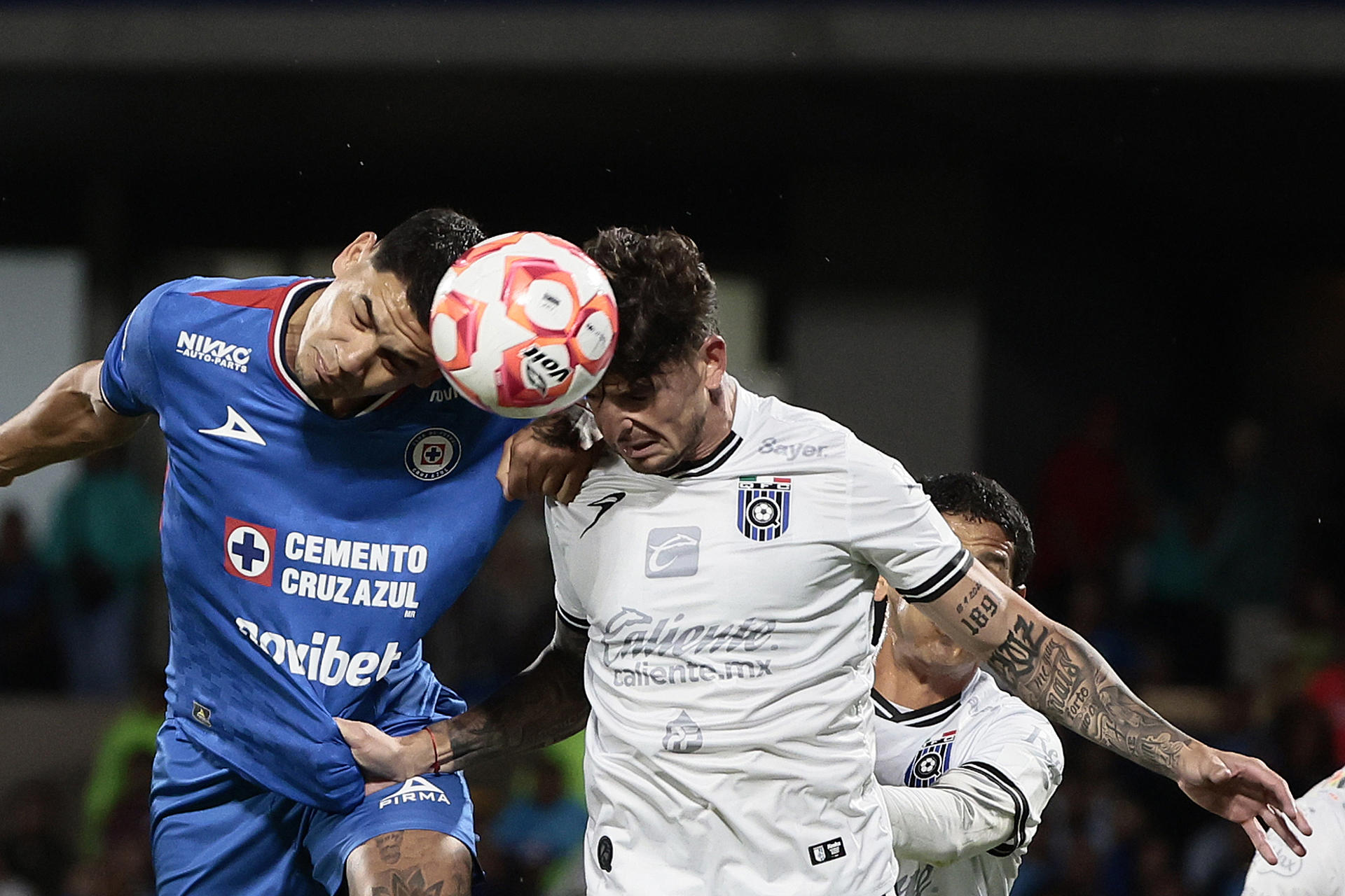 Uruguay y Paraguay reciben refuerzos de la Liga MX