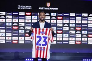 Nicolás González, durante su presentación en el Metropolitano. EFE/J.J. Guillen