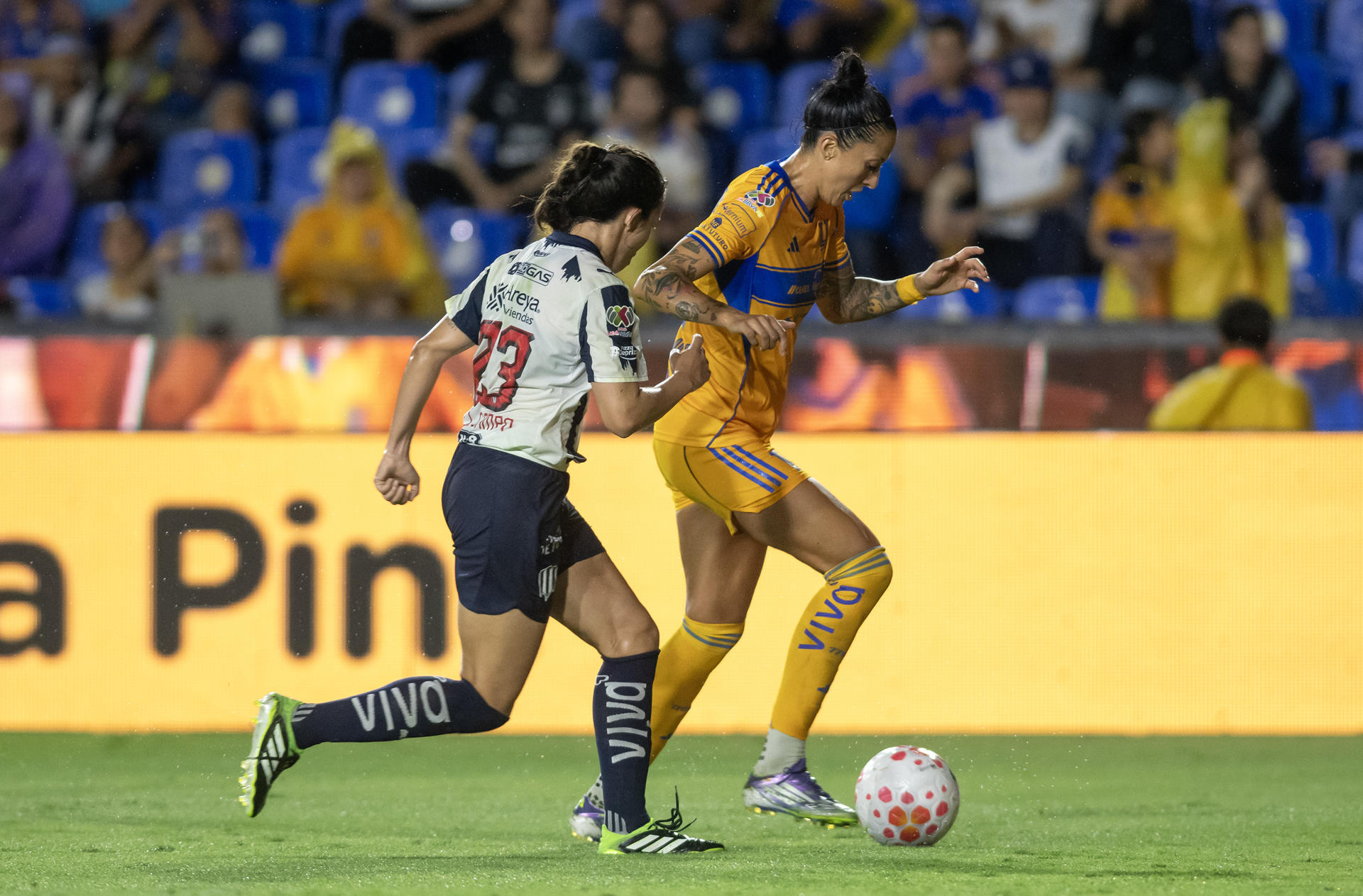 La española Jenni Hermoso anota en goleada sobre Monterrey y firma su mejor registro con Tigres