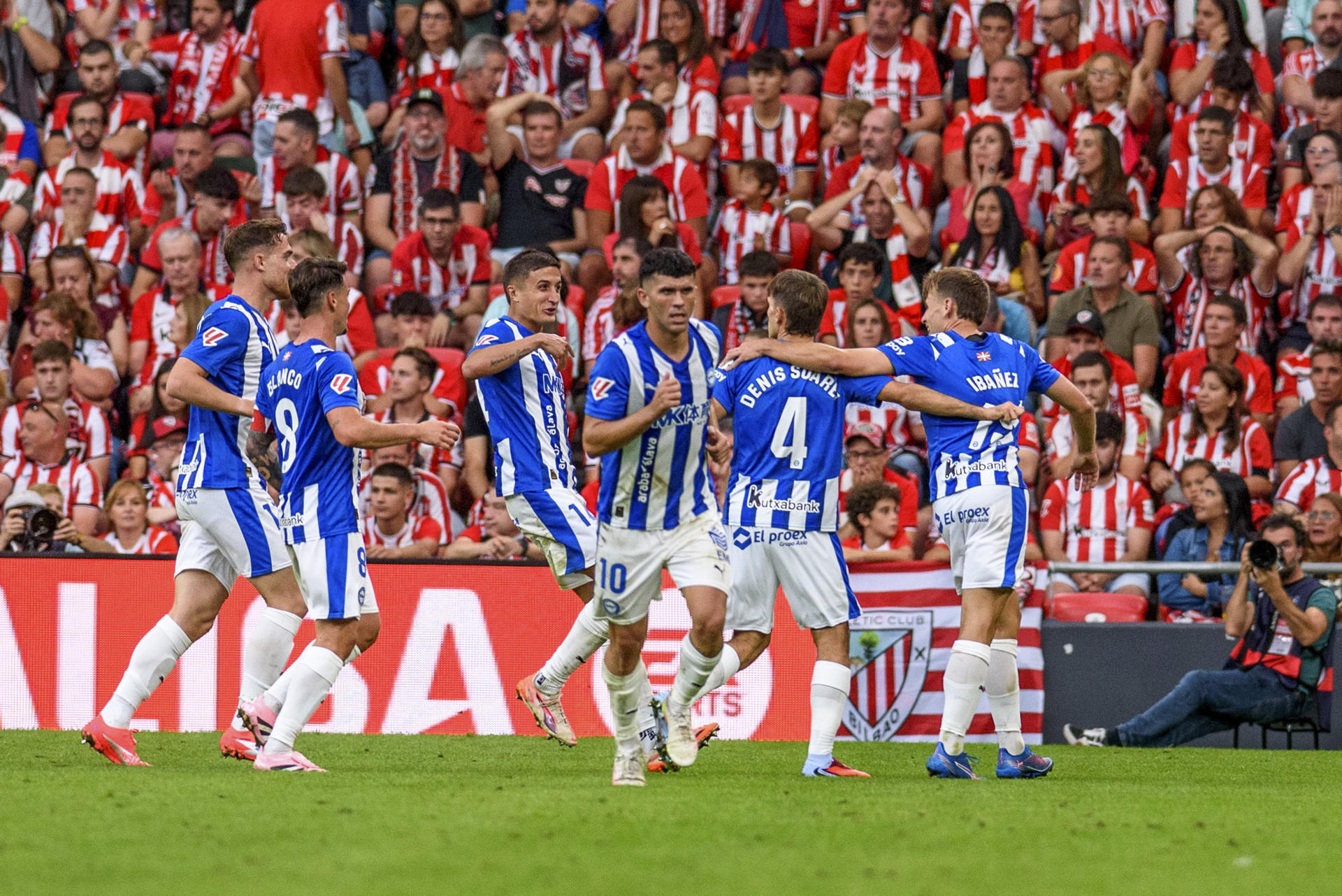 El Alavés toma San Mamés tras 20 años, con un dominicano en su ataque
