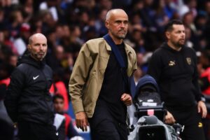 El entrenador del Paris Saint Germain, Luis Enrique, durante el partido ante el Lens el pasado 14 de septiembre. EFE/EPA/TERESA SUAREZ