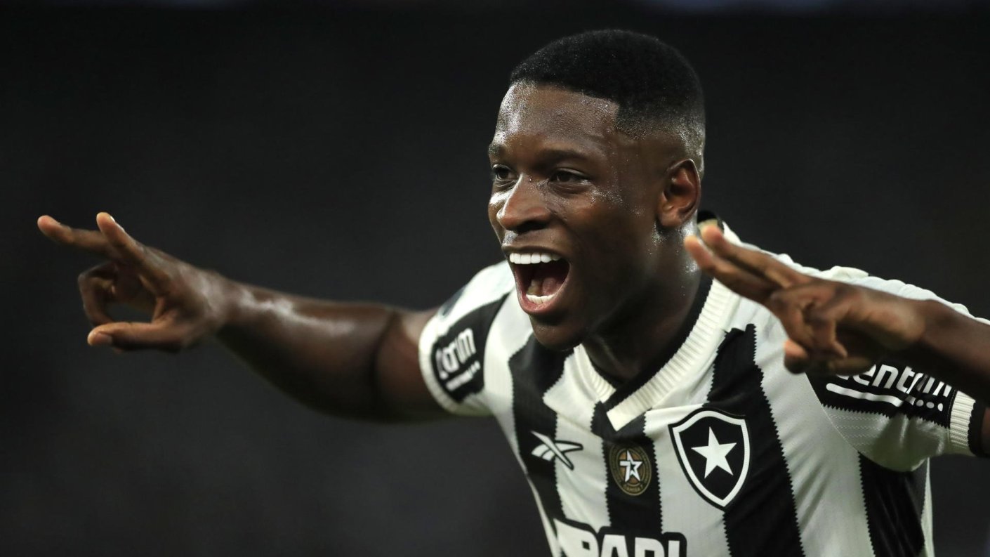 El panameño que tiene encantado Ancelotti y se posiciona en un grande de Brasil