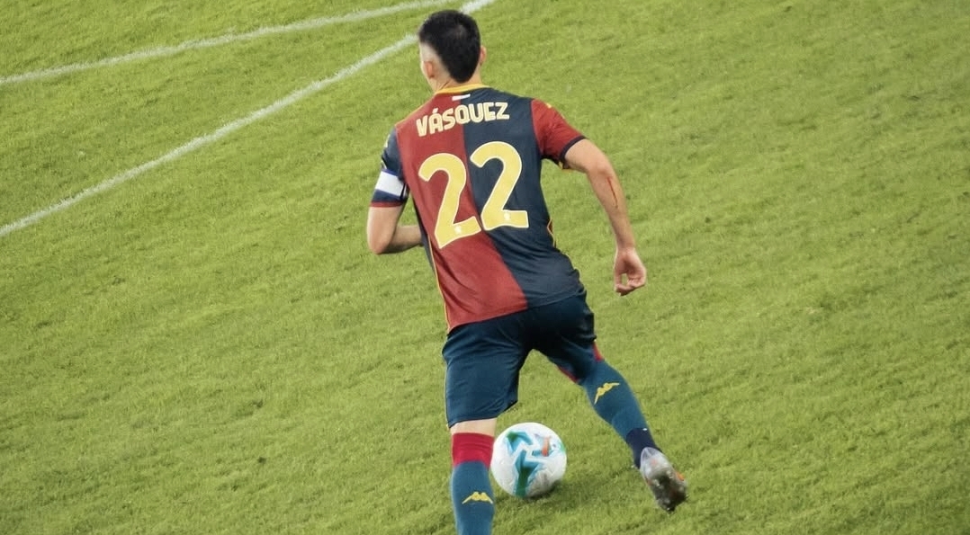 El capitán mexicano Vásquez no evita la derrota y Genoa, en zona de descenso