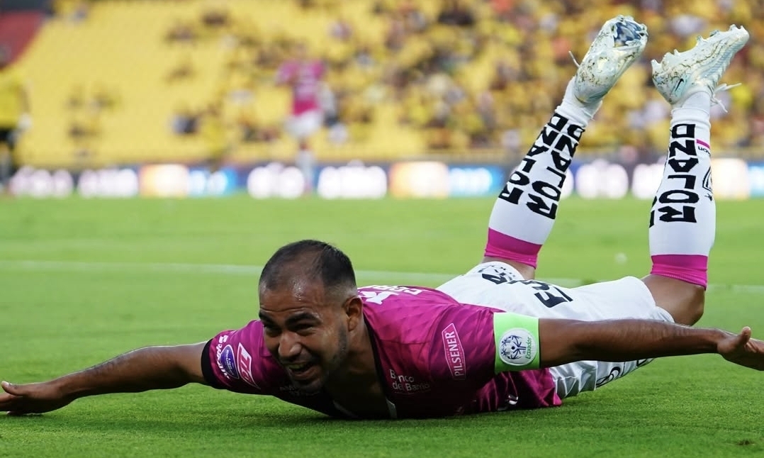 Independiente del Valle, con tanto argentino, goleó a Barcelona y quiere el título