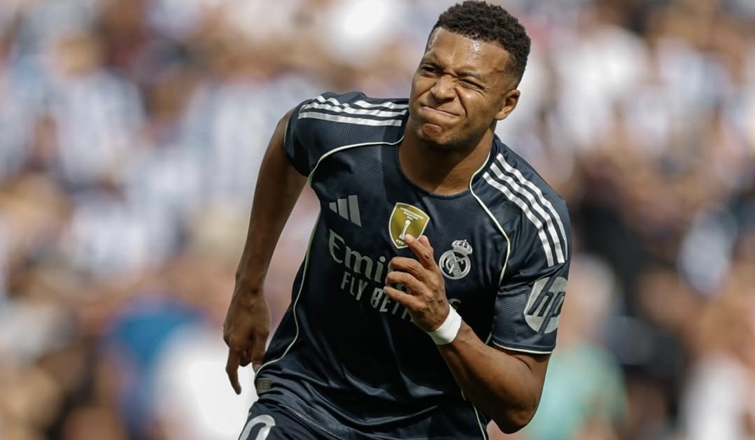 El francés Mbappé y el argentino Mastantuono, bajas en su selección y de vuelta a Madrid…