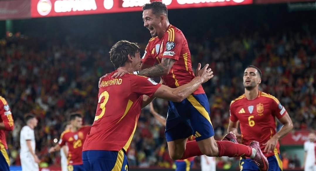 España se impone a Georgia y definirá todo ante Turquía