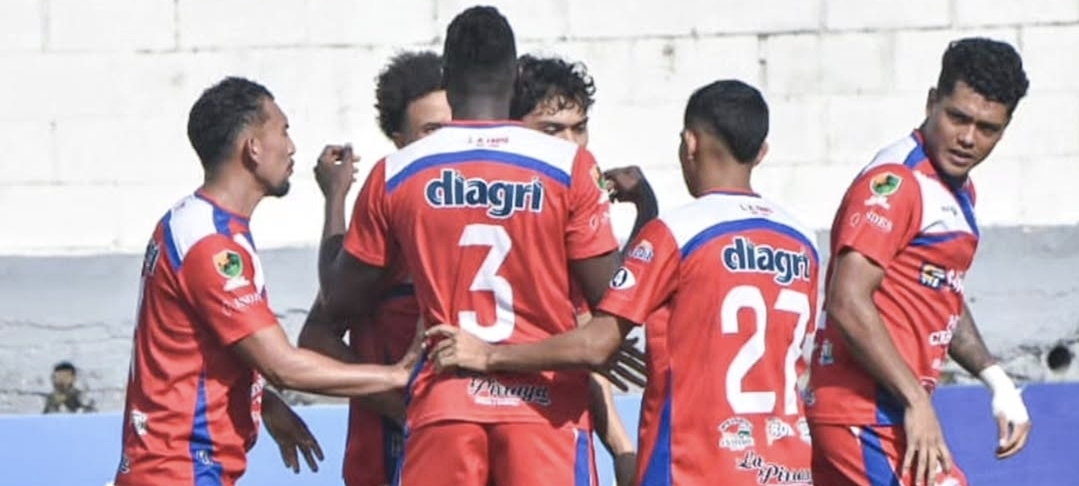 Luis Ángel Firpo, de nuevo lidera en El Salvador