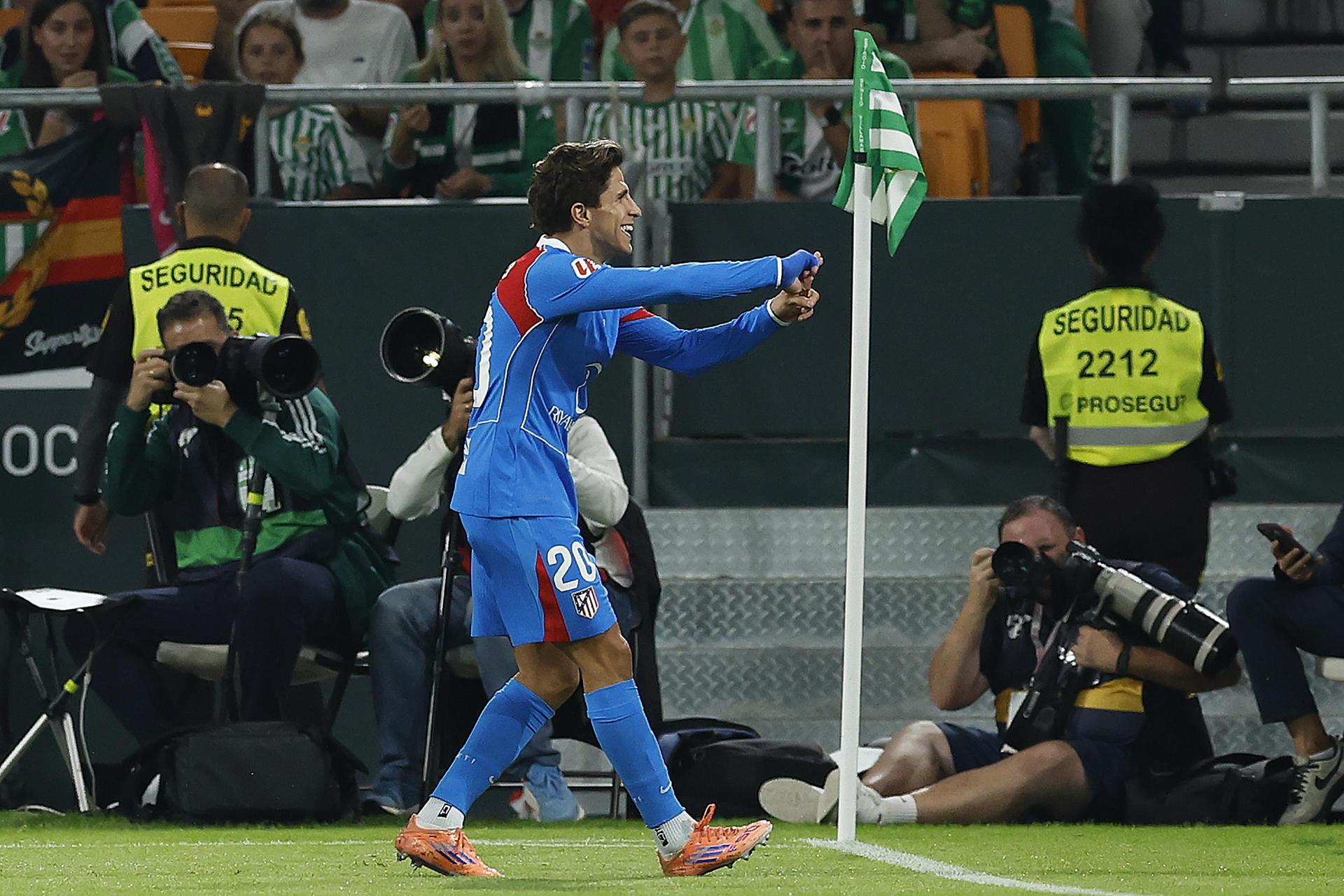 El once de la jornada: Los argentinos Simeone y Dybala se destacan