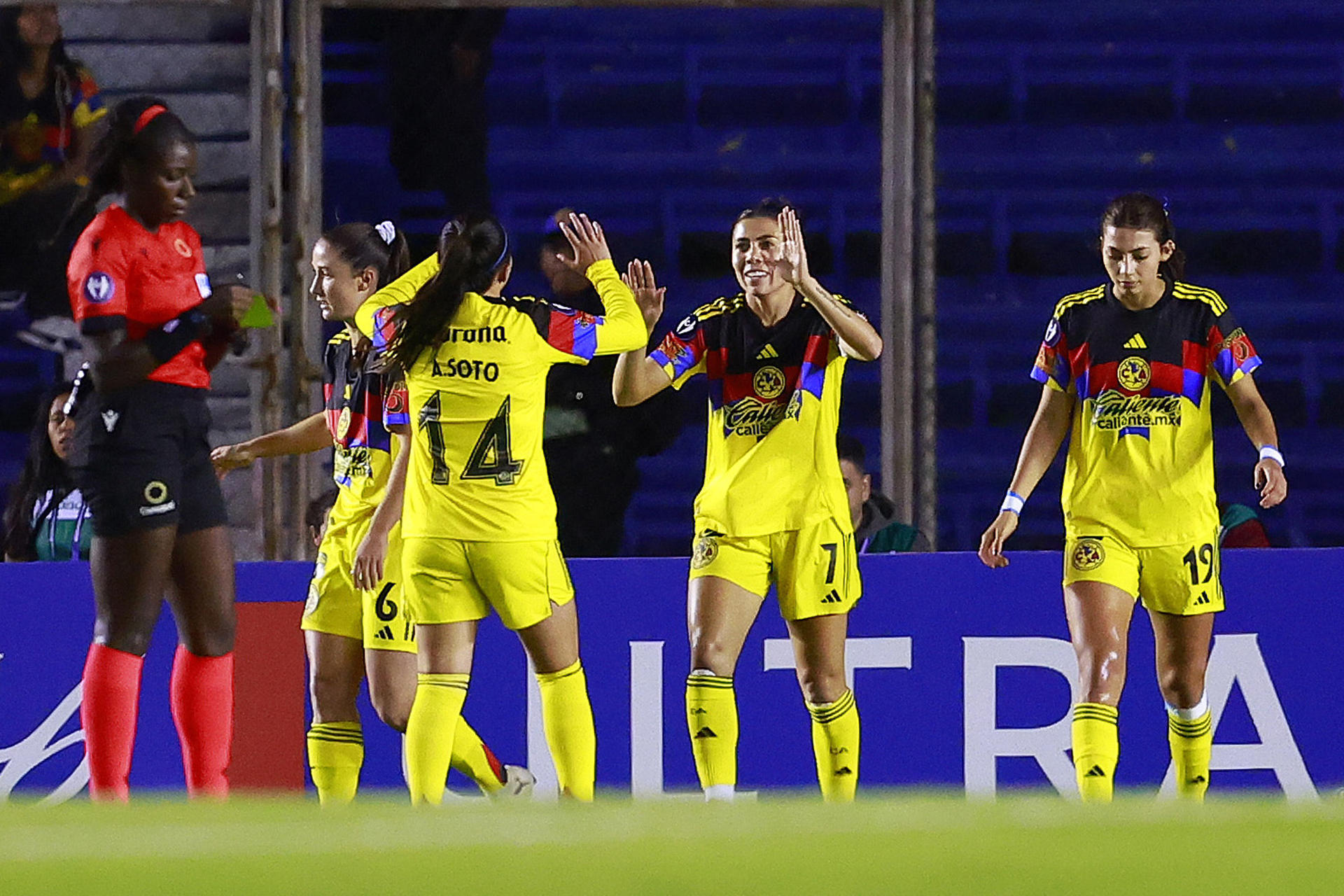 América vence a Orlando Pride y se clasifica a las semifinales