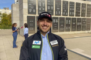 GRAF4123. MADRID, 29/10/2025.- Entrevista con Ander Mintegui, subcampeón del mundo junior de supergigante el año pasado (en la estación francesa de Chatel) y oro este año en la Universiada de Turín (Italia) -en Bardenocchia-, es una de las grandes promesas del esquí alpino español. EFE/Adrián R. Huber