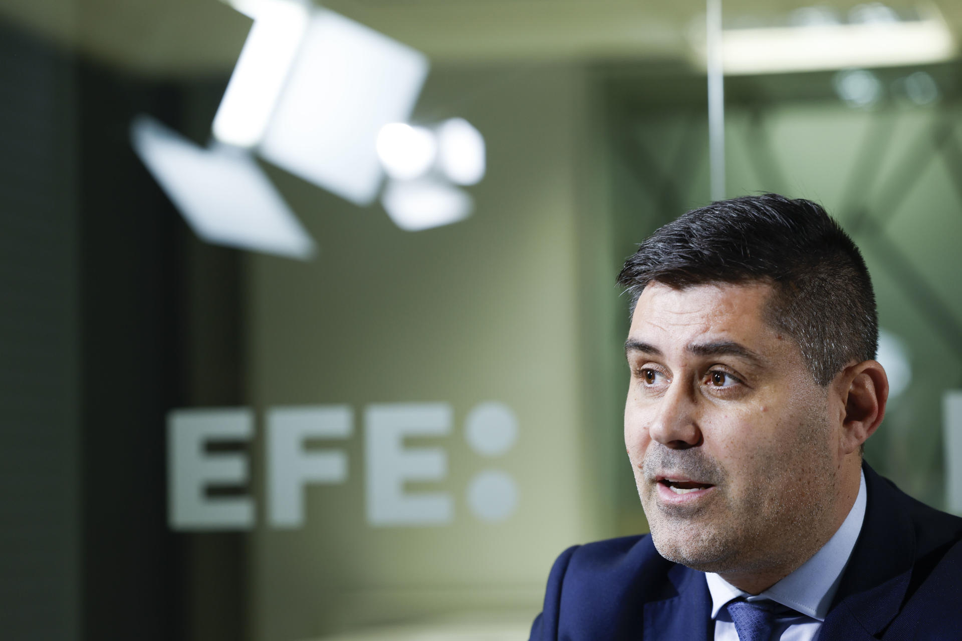 El promotor del Villarreal-Barcelona en Miami recomendó aplazar el partido y no cancelarlo