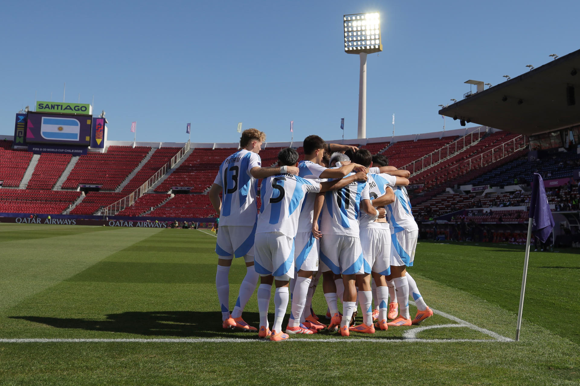 Argentina aplasta a Nigeria y se medirá en cuartos de final con México