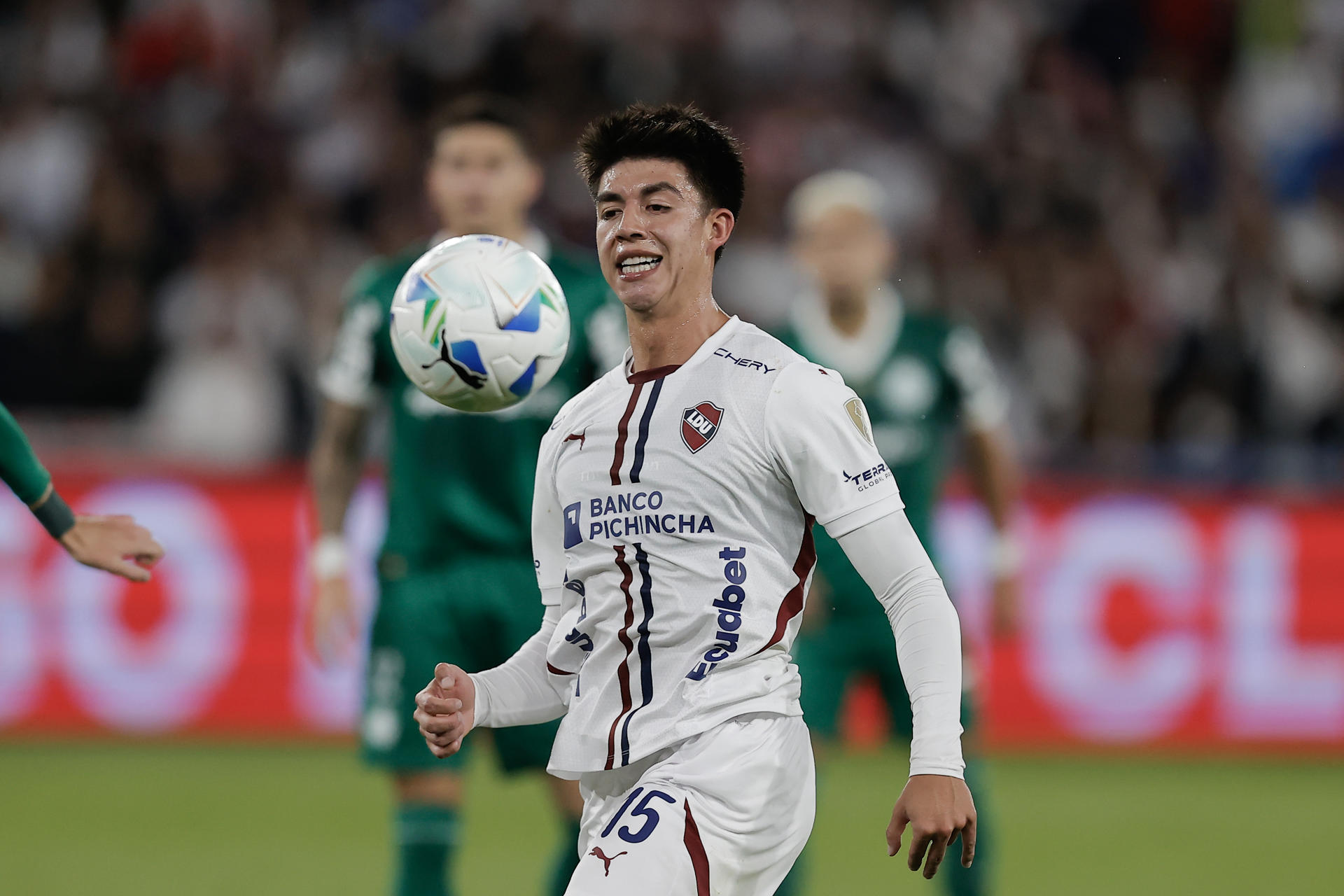 Liga empata con el campeón Independiente y amplía posibilidad de acceder a la Libertadores