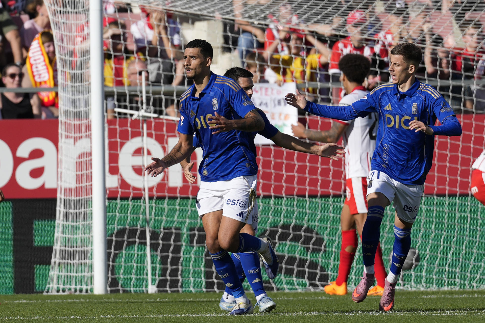 Los uruguayos Nico Fonseca y Thiago Borbas, presentados con el Real Oviedo