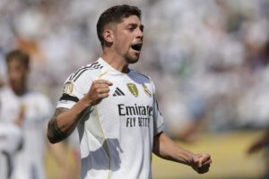 Fede Valverde, de Real Madrid, durante un partido del Mundial de Clubes entre Real Madrid y Pachuca en el estadio Bank of America de Charlotte (Estados Unidos). EFE/ André Coelho