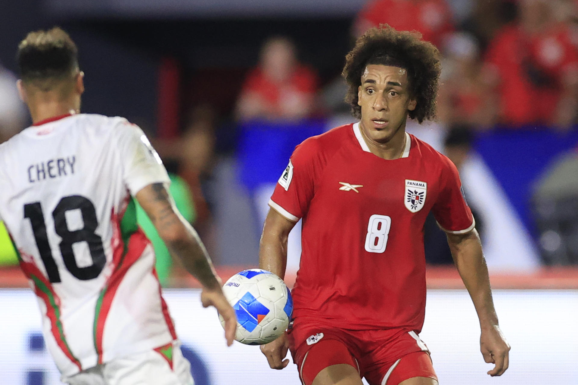 Ismael Díaz le salva los muebles a Panamá