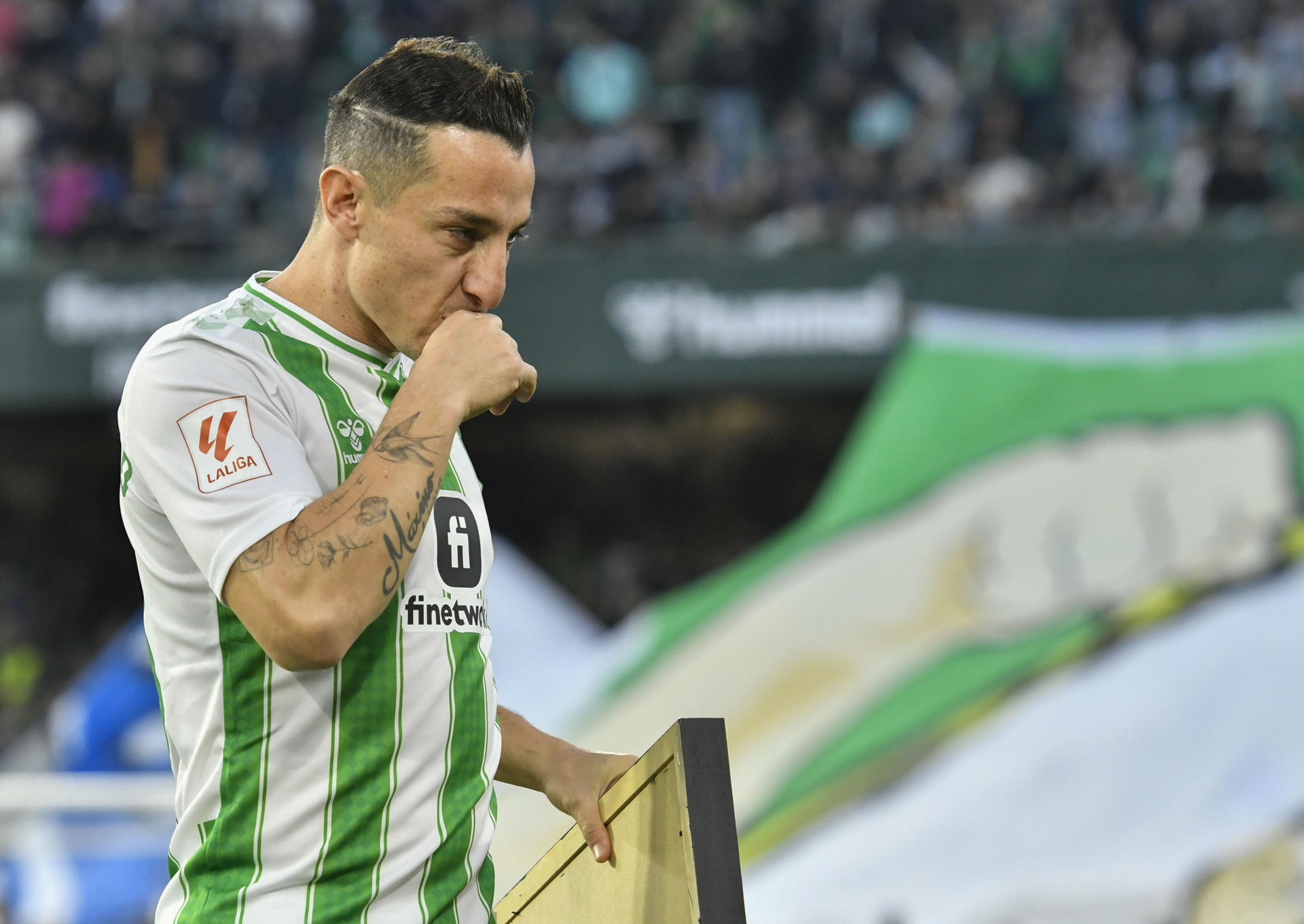 El mexicano Andrés Guardado, un «becario» de lujo en el juvenil del Betis