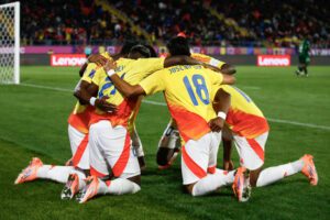 alt Colombia se cita con España en cuartos tras derrotar a Sudáfrica