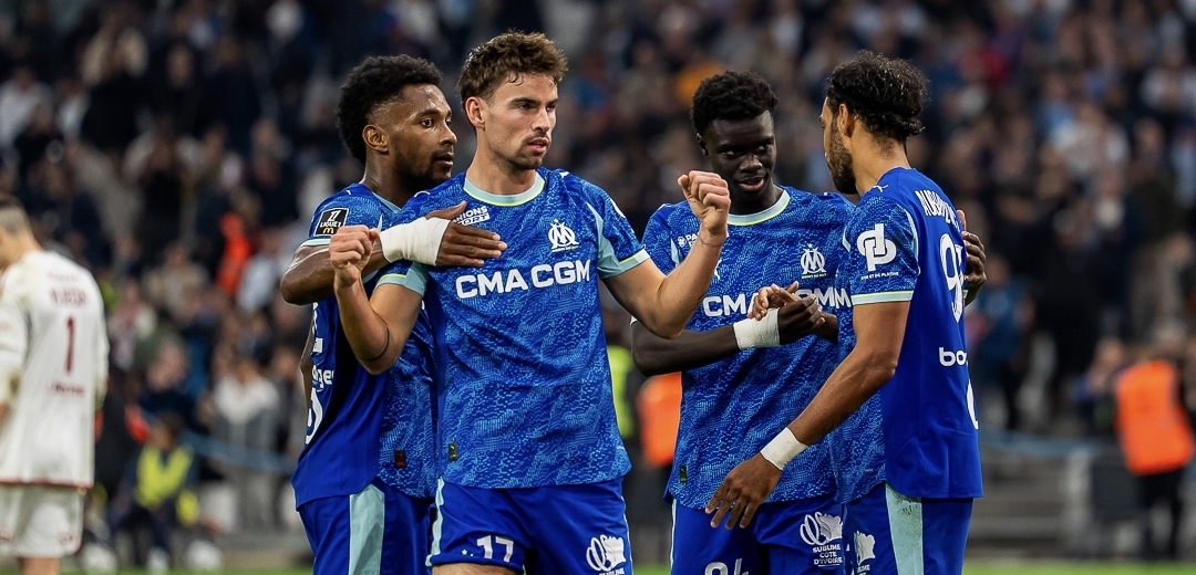 El panameño Amir Murillo, titular y ahora líder con el Marsella en Francia