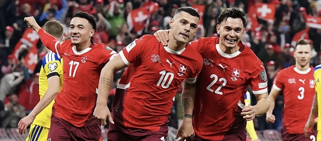 Con presencia bética y sevillista, Suiza vence y está cerca de la Copa del Mundo