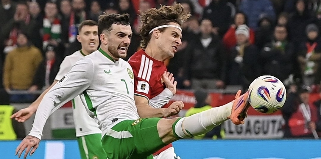 Irlanda logra la heroica en Hungría y se clasifica a la repesca