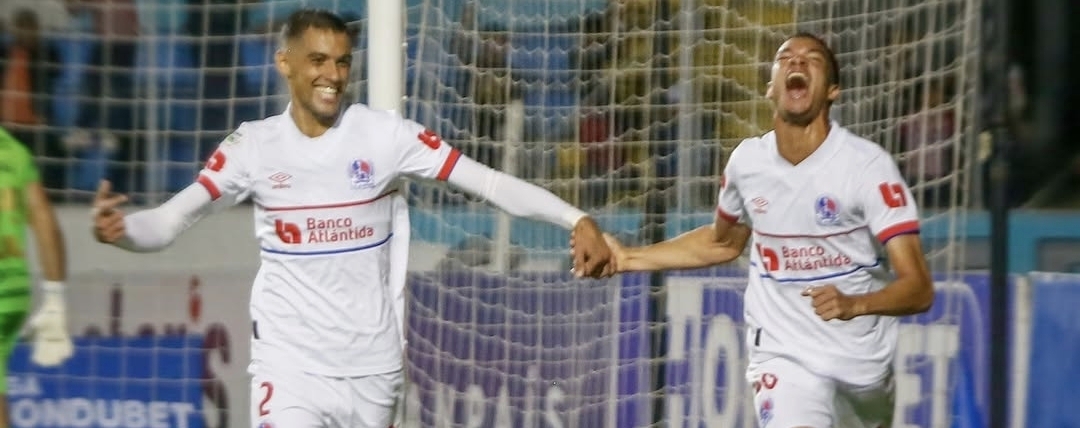 Anotación colombiana en el triunfo de Olimpia en el clásico de Honduras