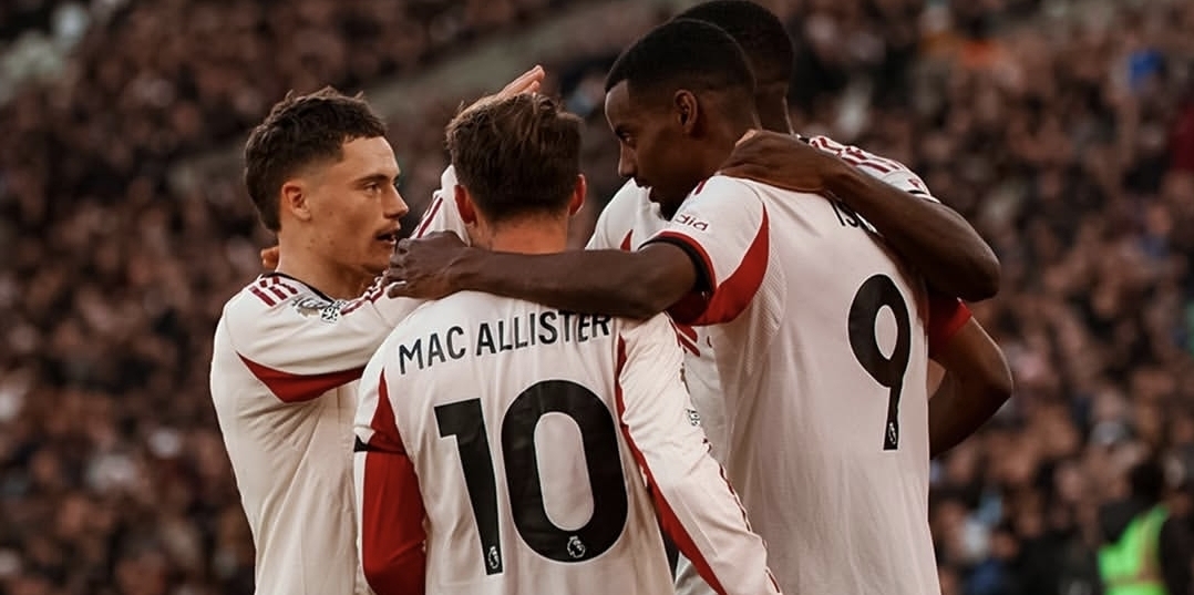 Un albiceleste Mac Allister sólido en la medular, guía al Liverpool a un triunfo balsámico