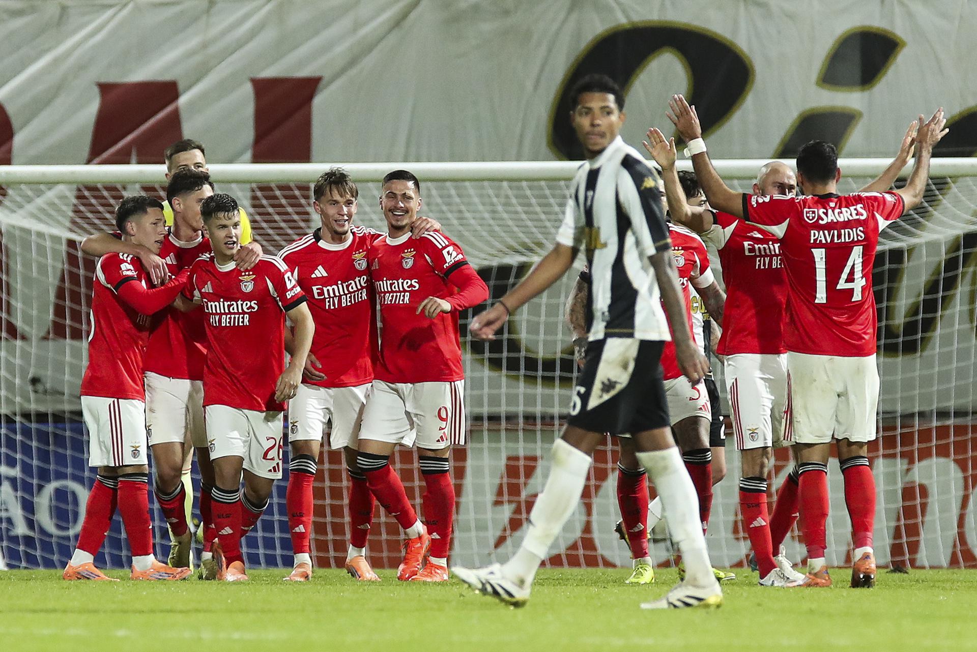 El Benfica con la posible vuelta del colombiano Ríos visita al Santa Clara con el Real Madrid en el horizonte