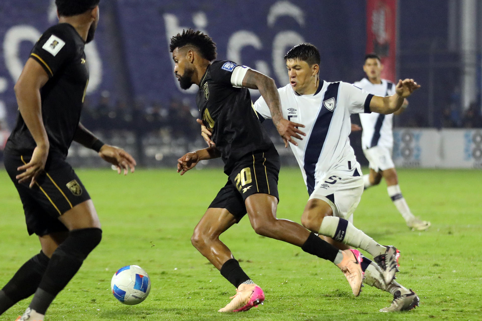 Godoy y Harvey de la MLS, por el cupo directo al Mundial con Panamá