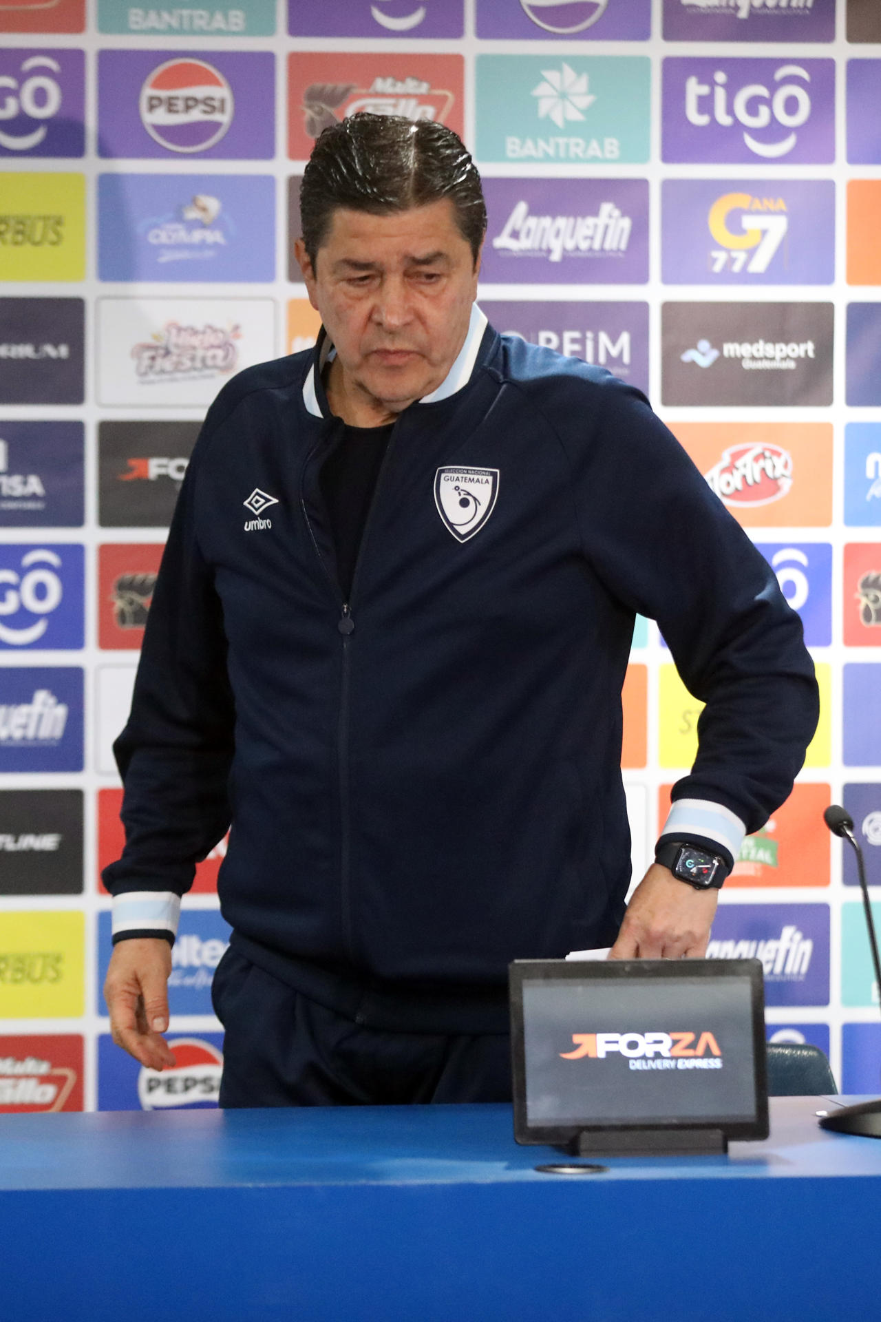 El mexicano Luis Fernando Tena, seleccionador de Guatemala. EFE/Fernando Ruiz 