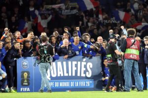 La selección de Francia celebra la clasificación para el Mundial 2026 EFE/EPA/CHRISTOPHE PETIT TESSON