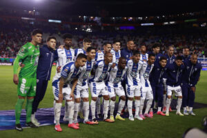 Vista de los jugadores de Pachuca. Imagen de archivo. EFE / David Martínez Pelcastre