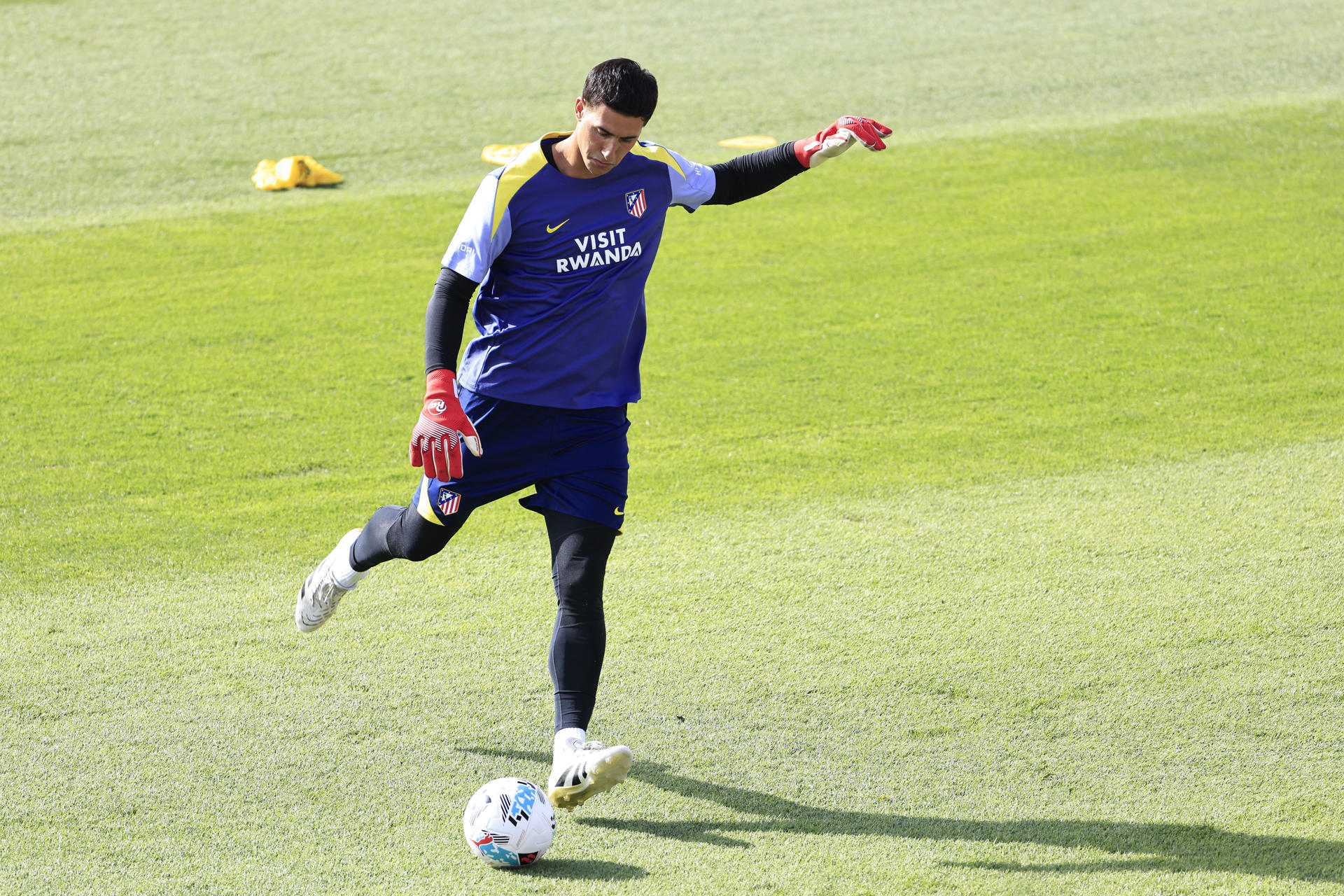 Argentinos Nico González y Musso, en la convocatoria de 24 jugadores de Simeone