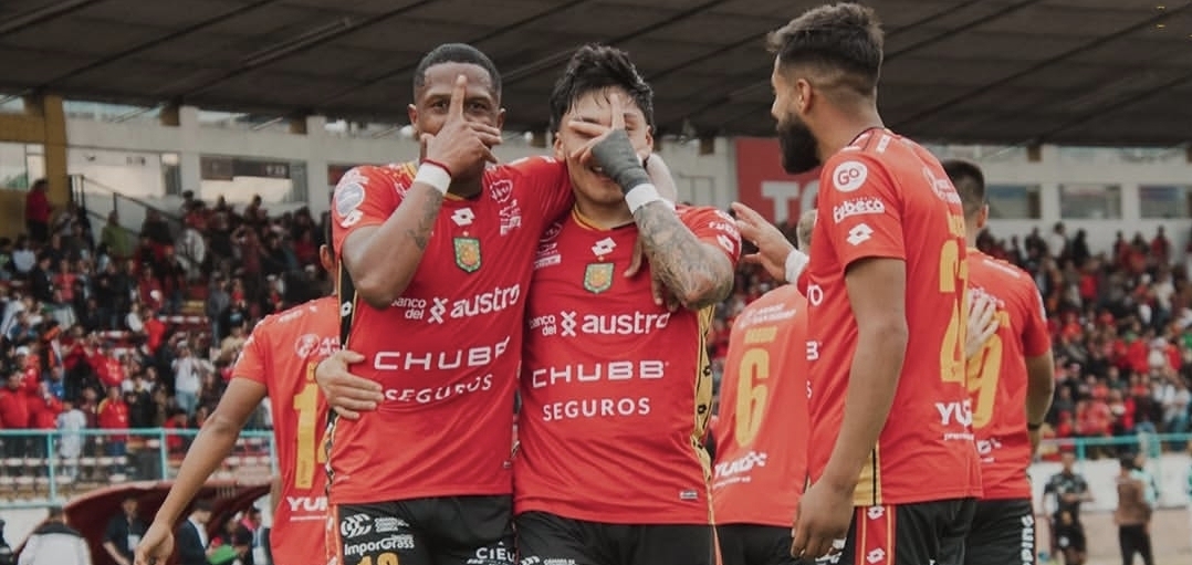 La columna vertebral de cinco argentinos impulsa clasificación de Cuenca a Sudamericana