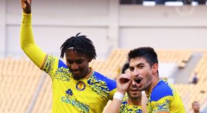 alt Fútbol internacional: hondureño es puntero de su liga y goleador en África