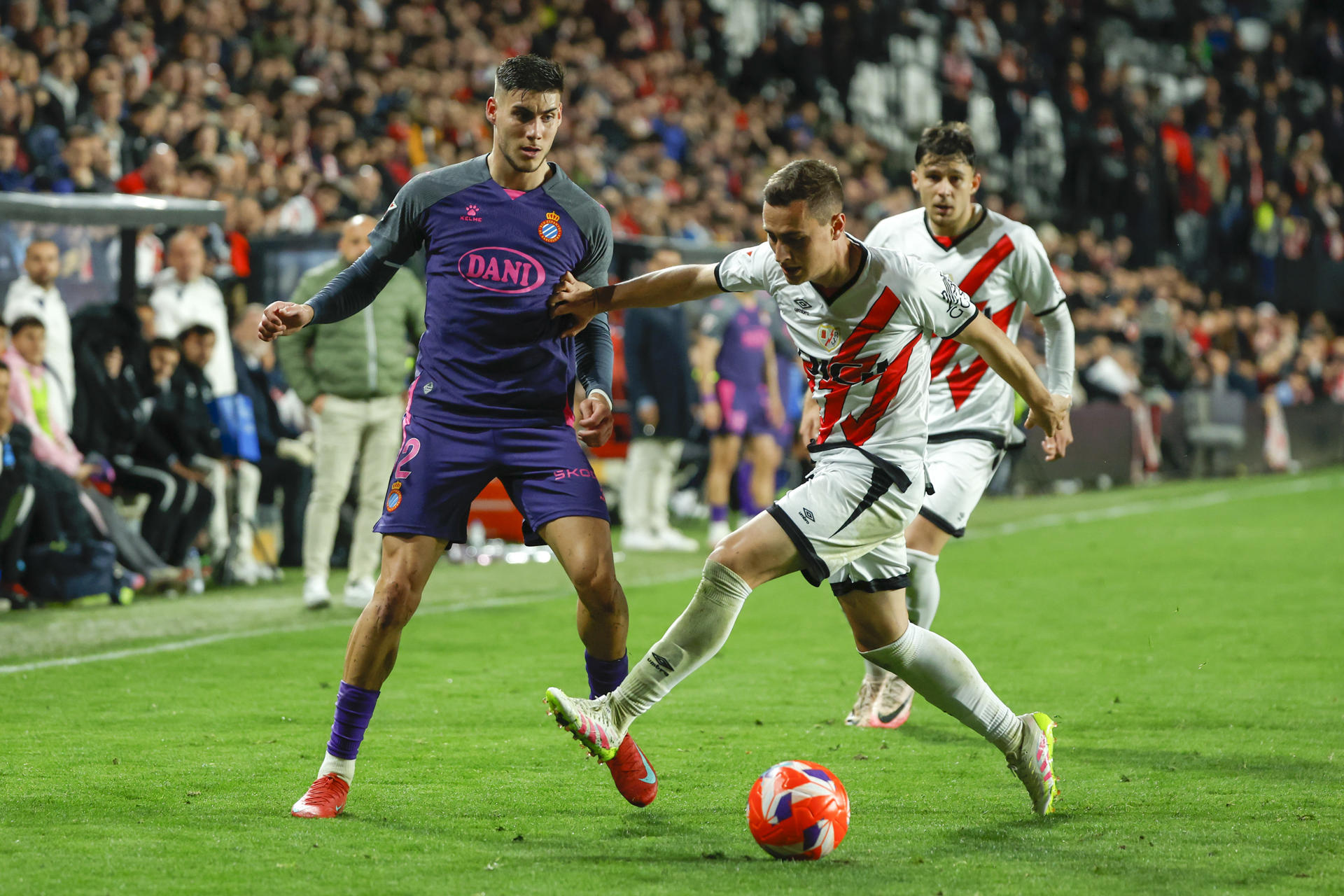 Reválida del Espanyol contra el Rayo tras caer en la Copa