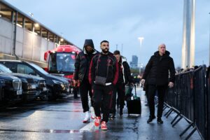 Foto de archivo del jugador del Liverpool Mohamed Salah al llega a Leeds para jugar un partido de la Premier. EFE/EPA/ALEX DODD