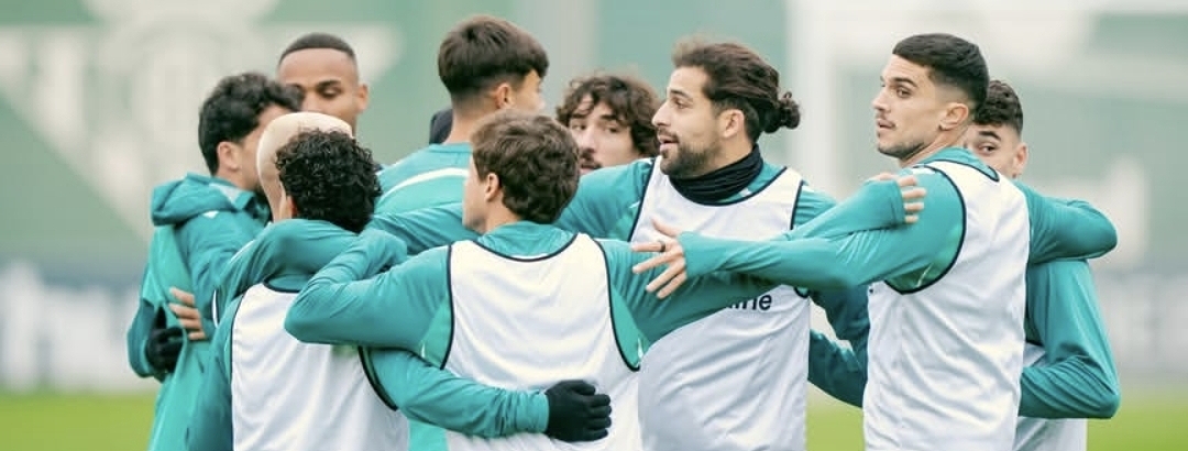 Chileno Pellegrini ve al Real Betis motivado para medirse al Real Madrid