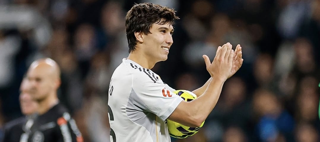 Real Madrid pulveriza al Betis, Gonzalo pone doblete en su titularidad de Liga