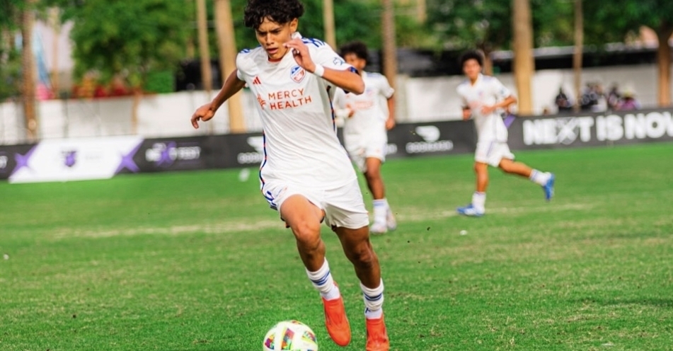 FC Cincinnati firma a su talento adolescente Ademar Chavez para el primer equipo