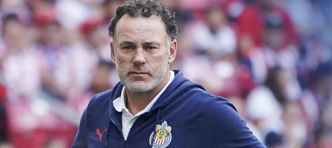 «Nuestro desafío es sostener este rendimiento»: DT argentino de Chivas Milito