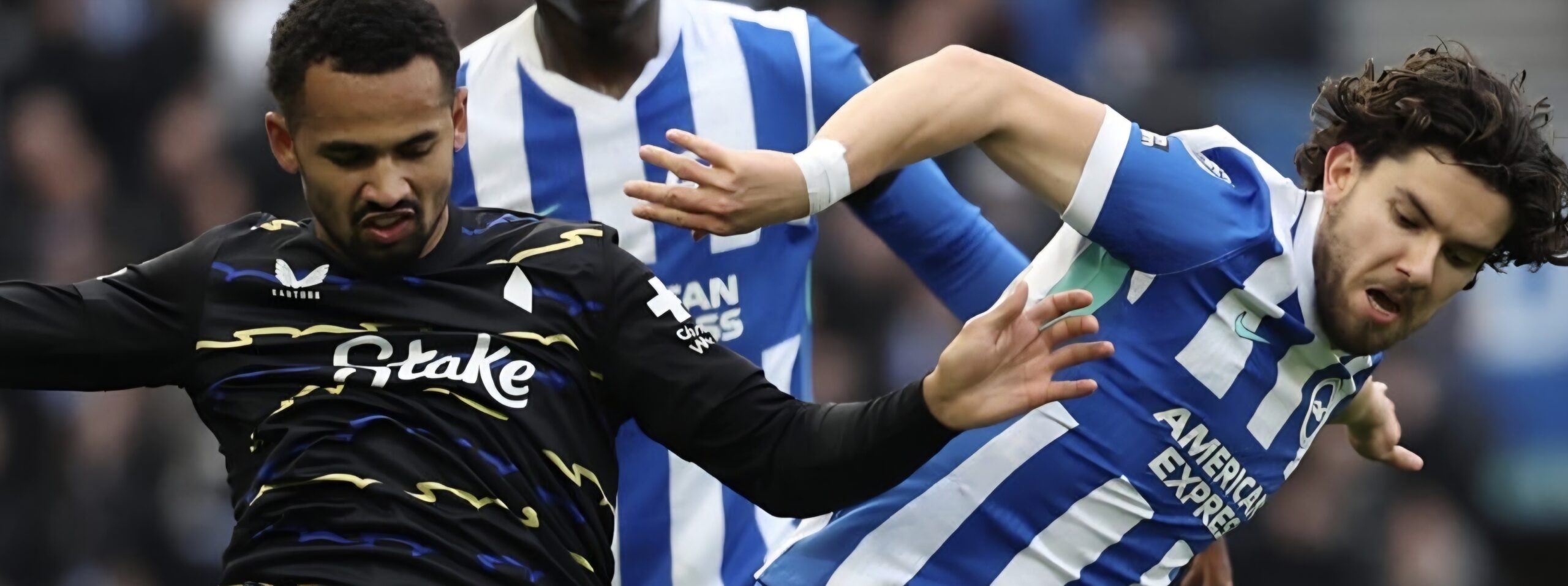 Argentino Alcaraz, con minutos finales clave para igualdad de Everton ante Brighton