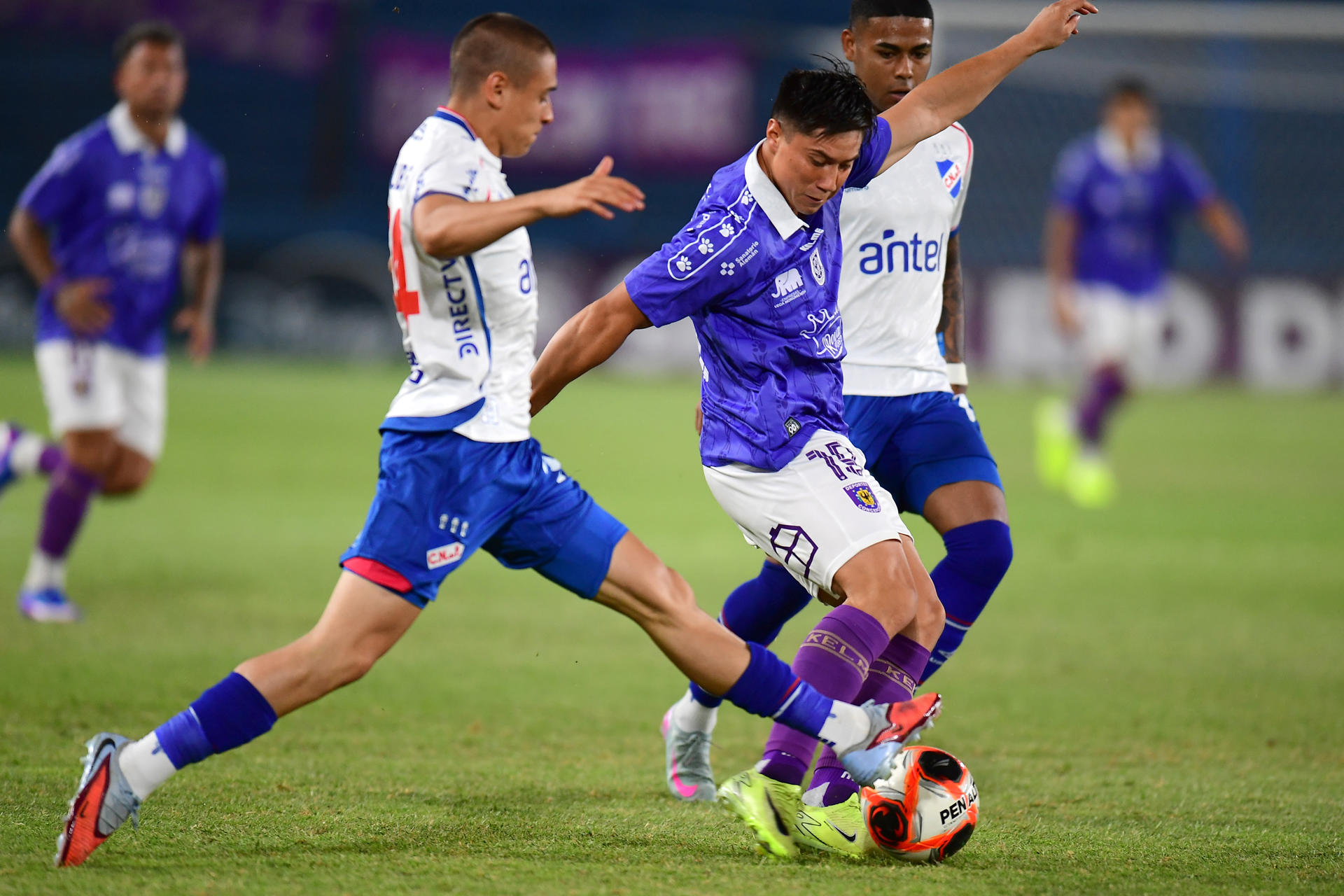 Nacional cierra su pretemporada con victoria ante Deportes Concepción y debut de Silvera
