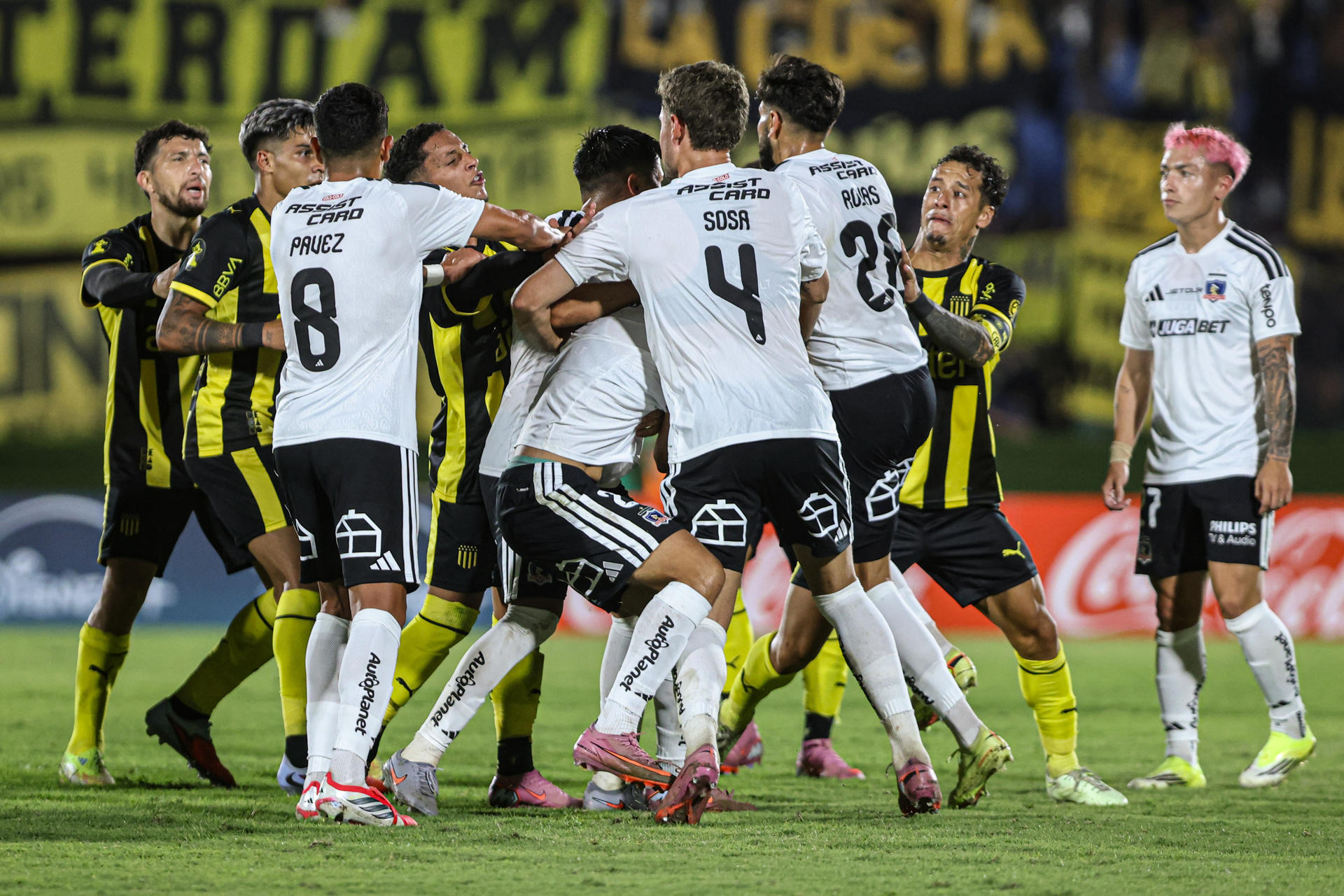 Peñarol empata y deja puntos en el camino en su lucha por el Apertura uruguayo