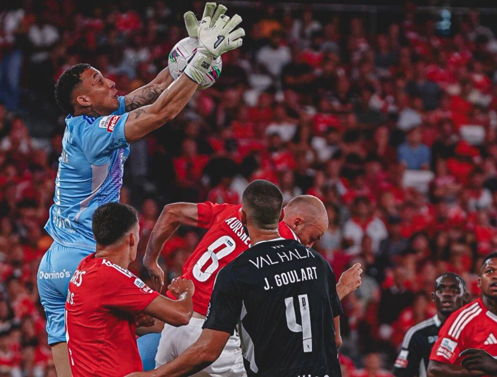 Duro presente para los porteros centroamericanos en Portugal