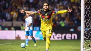 alt El brasileño Raphael Veiga abre su cuenta goleadora con América