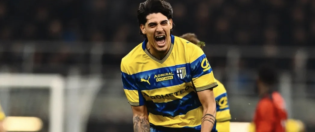 Un gol del argentino Troilo le da al Parma la victoria en casa del Milán