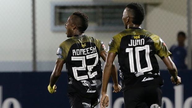 Colombianos y ecuatoriano, llegan a la cima en el fútbol panameño