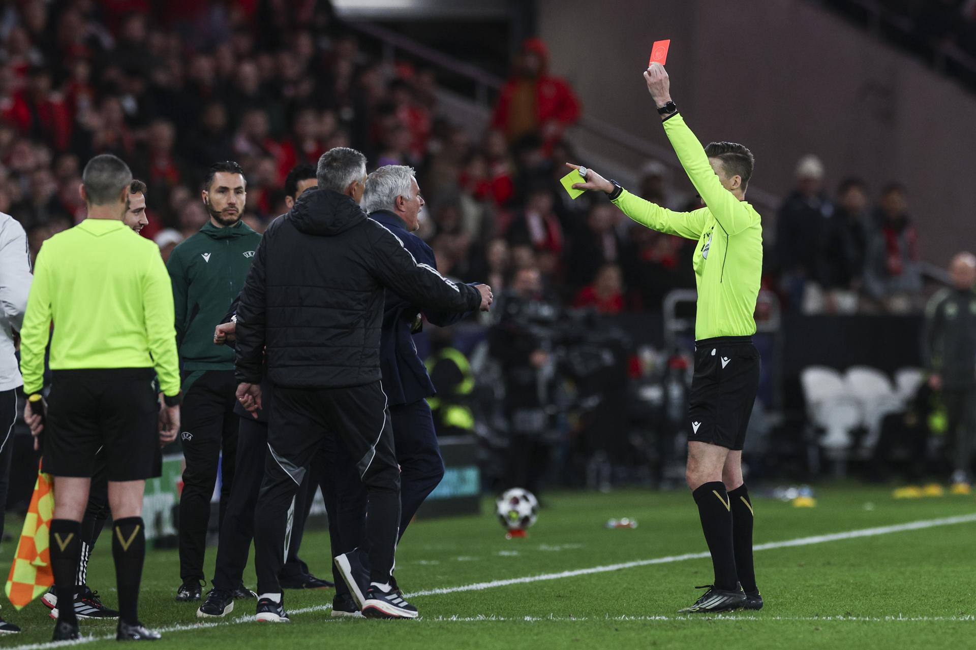 El Benfica «apoya y cree» en el argentino Prestianni y denuncia campaña de difamación contra él